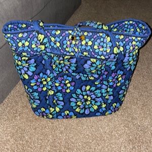 VERA BRADLEY Indigo Pop Blue Purple Green Floral Quilted Shoulder Tote bag.